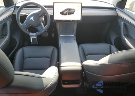 2024 Tesla Model Y from USA, damaged, VIN 7SAYGDED4RF017614